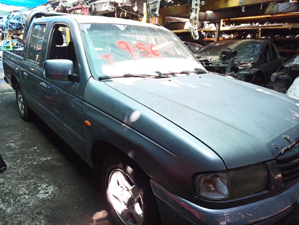  Mazda B2500 2005    EN DESARME